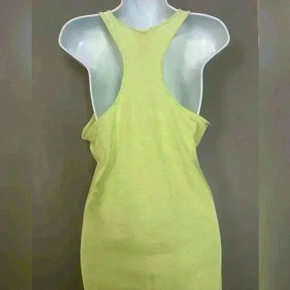 Te Verde Racer Back Activewear Women's Tank Top (185) - Picture 7 of 10